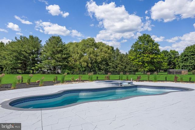 3 HOPEWELL AVE, Lumberton, NJ 08048