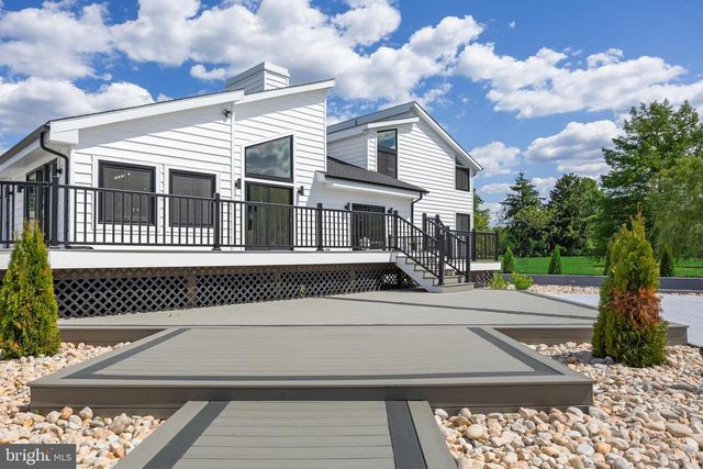 3 HOPEWELL AVE, Lumberton, NJ 08048