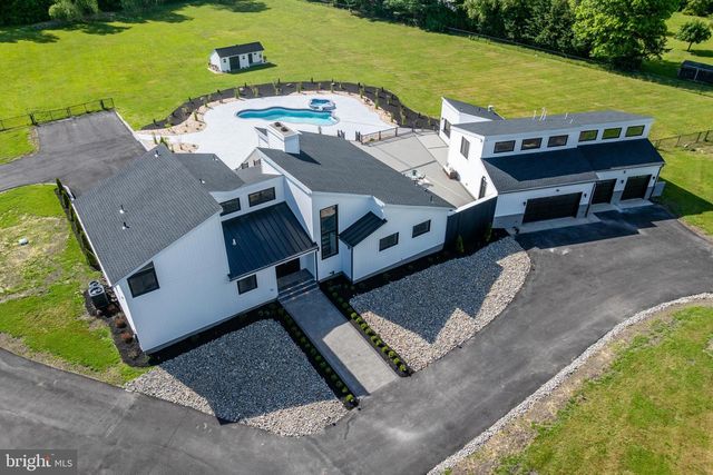 3 HOPEWELL AVE, Lumberton, NJ 08048