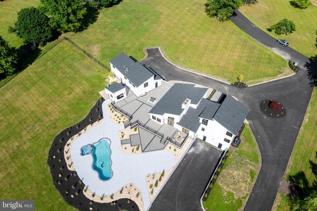 3 HOPEWELL AVE, Lumberton, NJ 08048