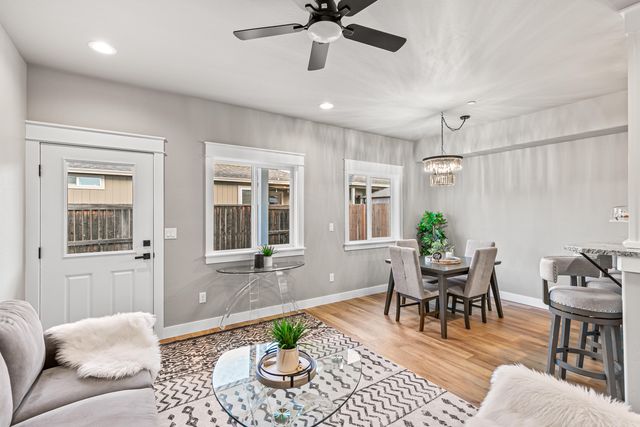 7426 Denman Court, White City, OR 97503