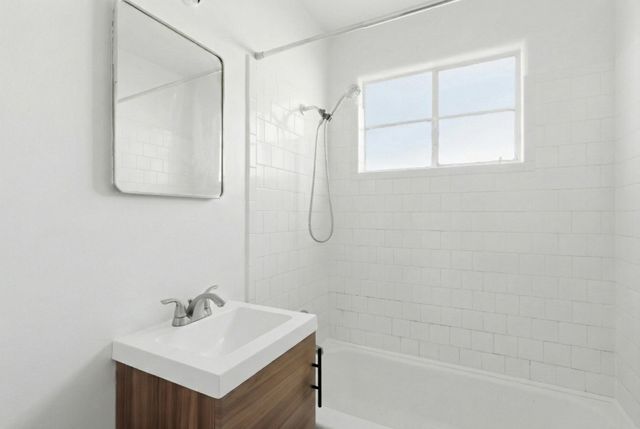 512 Cardenas Drive SE, Albuquerque, NM 87108