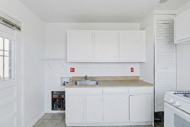 512 Cardenas Drive SE, Albuquerque, NM 87108