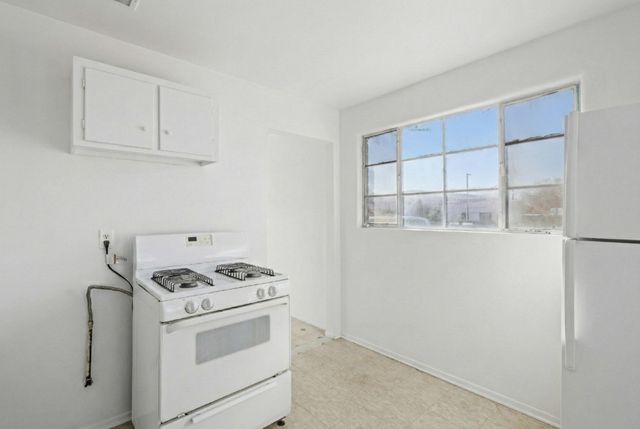 512 Cardenas Drive SE, Albuquerque, NM 87108