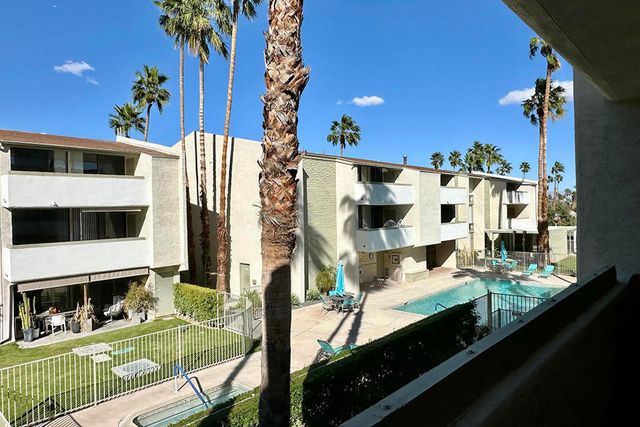 261 E La Verne Way H, Palm Springs, CA 92264