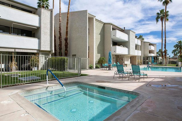 261 E La Verne Way H, Palm Springs, CA 92264