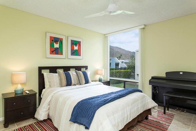 261 E La Verne Way H, Palm Springs, CA 92264