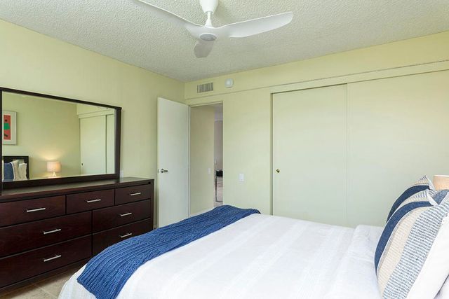 261 E La Verne Way H, Palm Springs, CA 92264