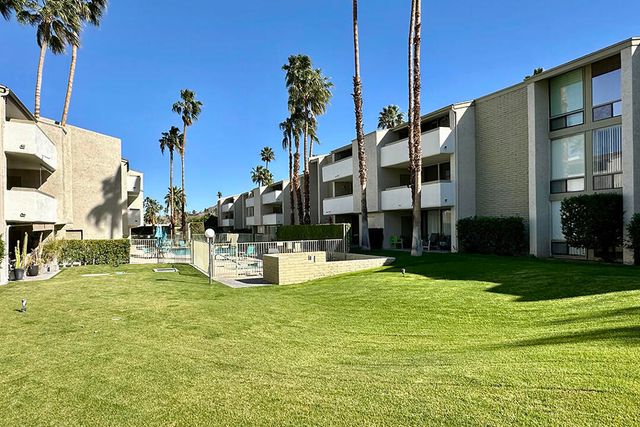 261 E La Verne Way H, Palm Springs, CA 92264