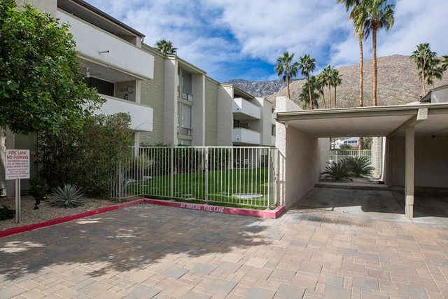 261 E La Verne Way H, Palm Springs, CA 92264