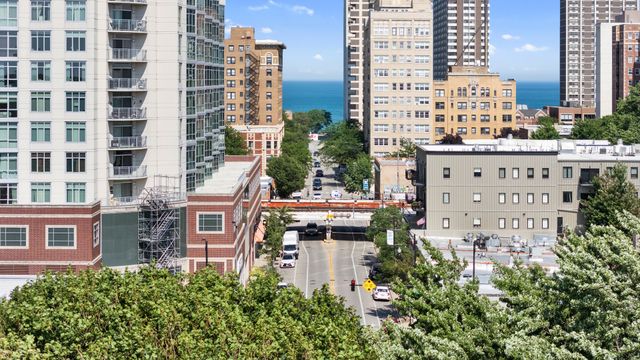 1215 W GRANVILLE Avenue 1A, Chicago, IL 60660
