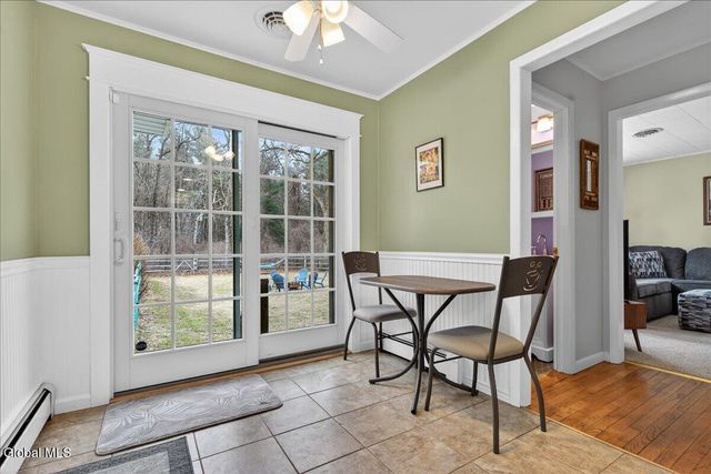 41 Glenwood Avenue, Queensbury, NY 12804