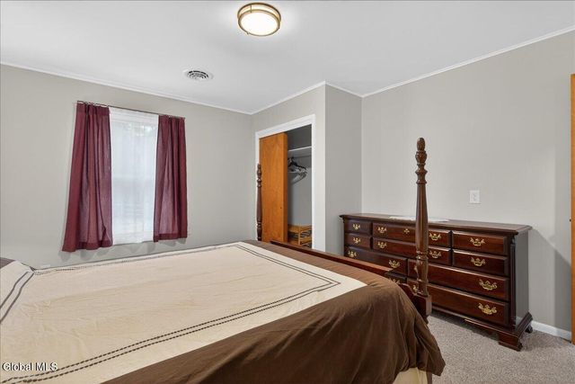 41 Glenwood Avenue, Queensbury, NY 12804