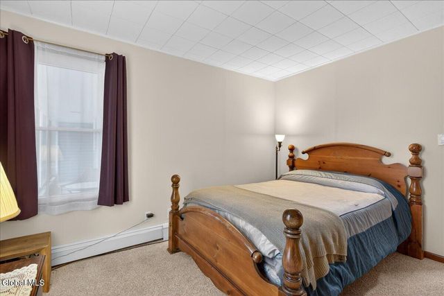 41 Glenwood Avenue, Queensbury, NY 12804