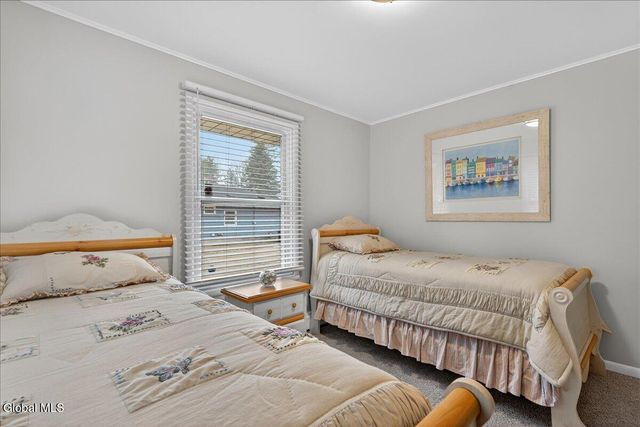 41 Glenwood Avenue, Queensbury, NY 12804