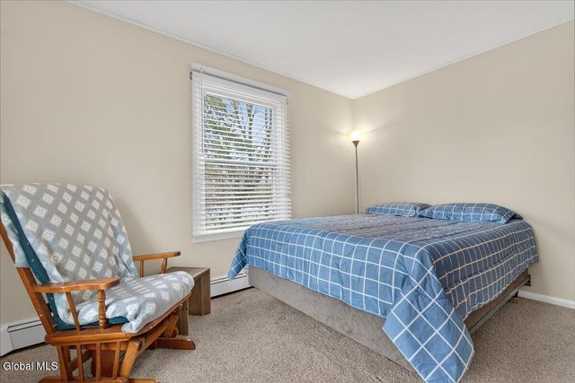 41 Glenwood Avenue, Queensbury, NY 12804