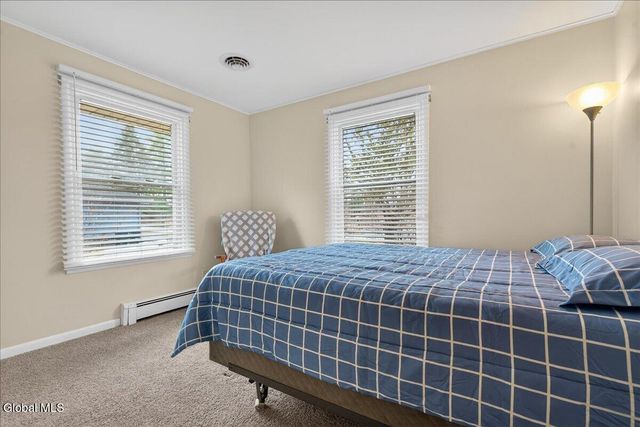 41 Glenwood Avenue, Queensbury, NY 12804