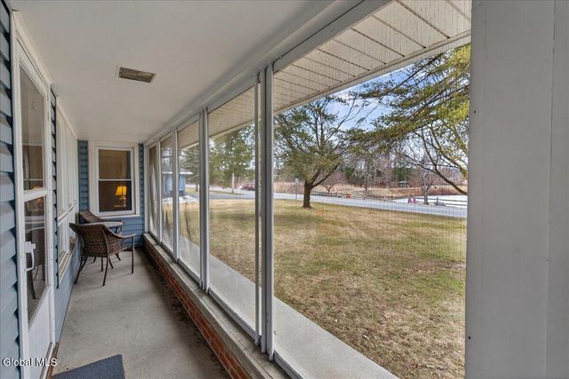 41 Glenwood Avenue, Queensbury, NY 12804