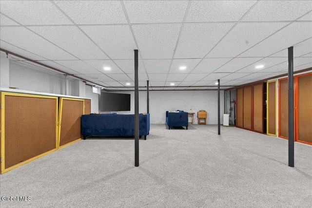 41 Glenwood Avenue, Queensbury, NY 12804