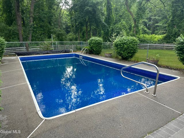 41 Glenwood Avenue, Queensbury, NY 12804