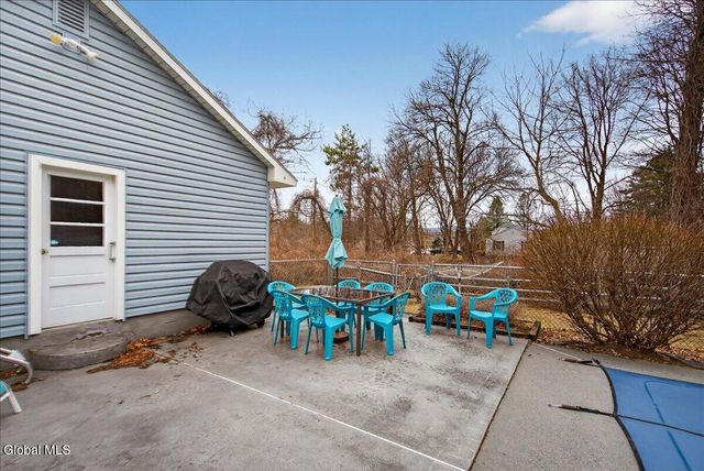 41 Glenwood Avenue, Queensbury, NY 12804