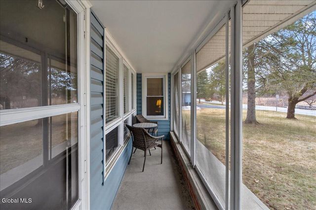 41 Glenwood Avenue, Queensbury, NY 12804