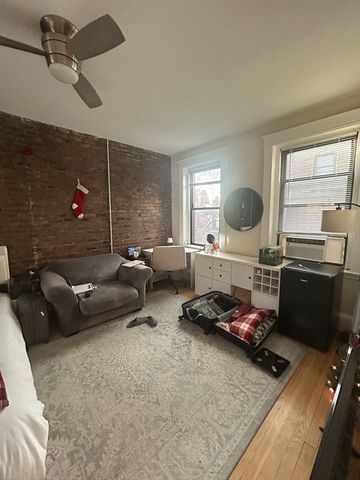 39 Hemenway Street 22, Boston, MA 02115