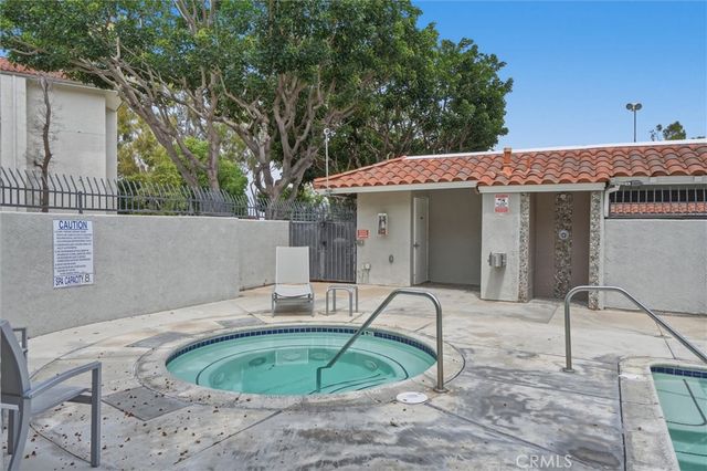 220 Lemon Grove, Irvine, CA 92618