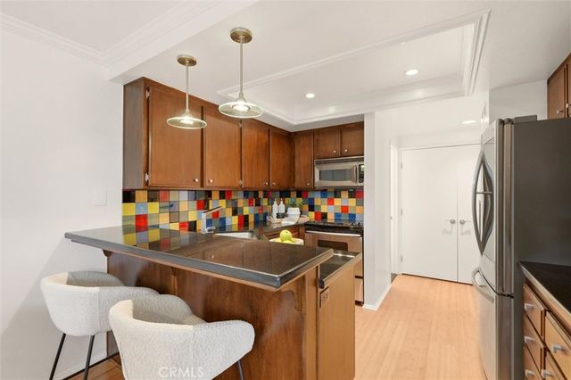 220 Lemon Grove, Irvine, CA 92618