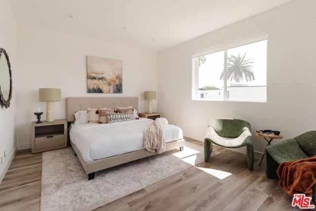 4916 S Centinela Avenue, Los Angeles, CA 90066