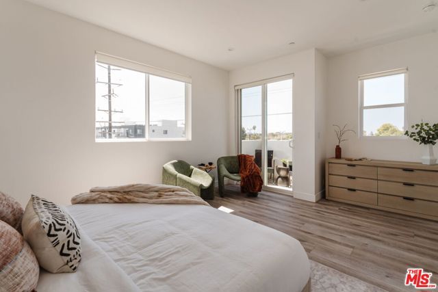 4916 S Centinela Avenue, Los Angeles, CA 90066