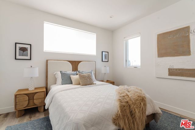 4916 S Centinela Avenue, Los Angeles, CA 90066