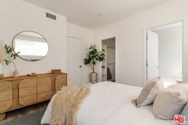 4916 S Centinela Avenue, Los Angeles, CA 90066