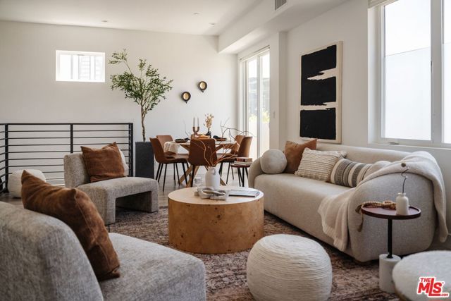 4916 S Centinela Avenue, Los Angeles, CA 90066