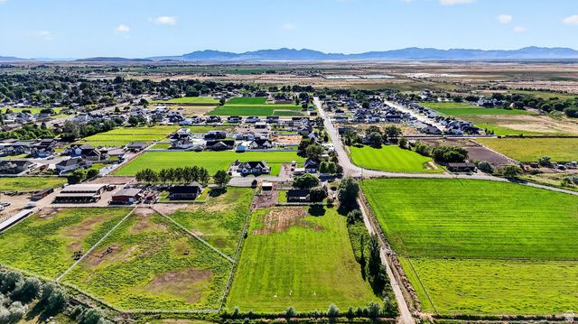 3800 W 2800 N, Plain City, UT 84404