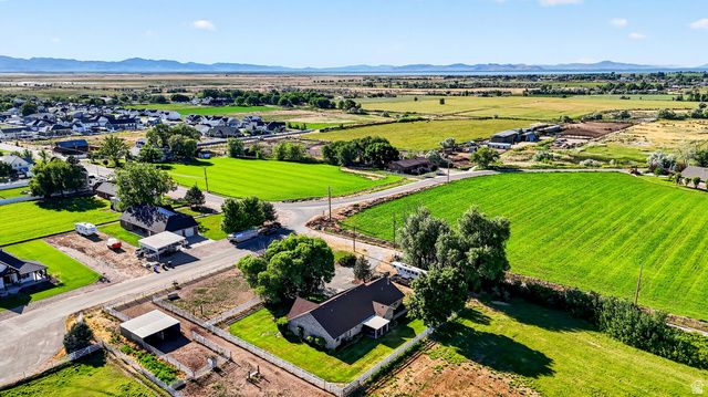 3800 W 2800 N, Plain City, UT 84404