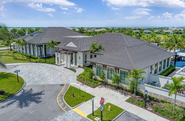 10358 Northbrook Circle, Palm Beach Gardens, FL 33412