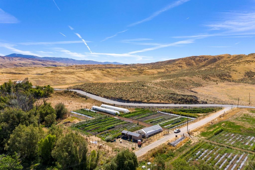 7089 W Waxwing Dr, Boise, ID 83714 photo 11