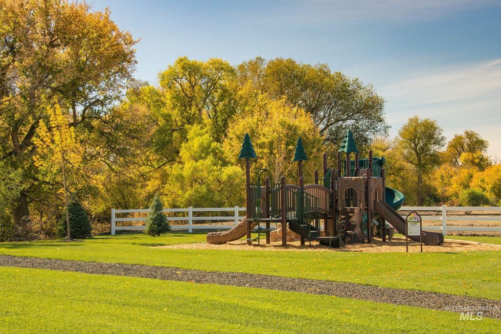 7089 W Waxwing Dr, Boise, ID 83714 photo 6