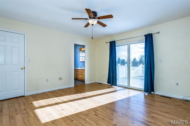 5532 Moro Road, Moro, IL 62067