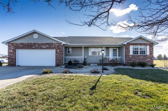 5532 Moro Road, Moro, IL 62067