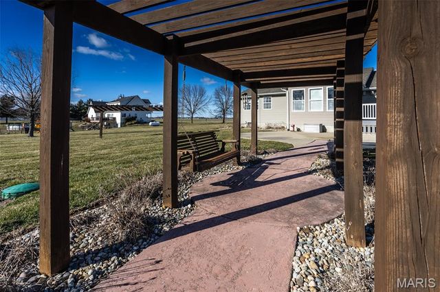 5532 Moro Road, Moro, IL 62067