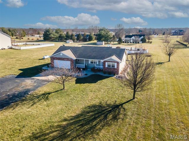 5532 Moro Road, Moro, IL 62067