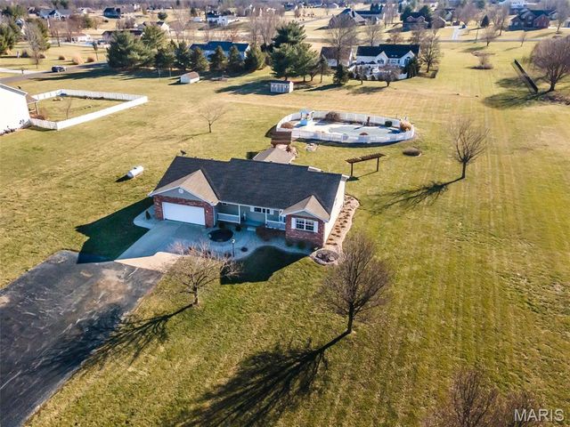 5532 Moro Road, Moro, IL 62067