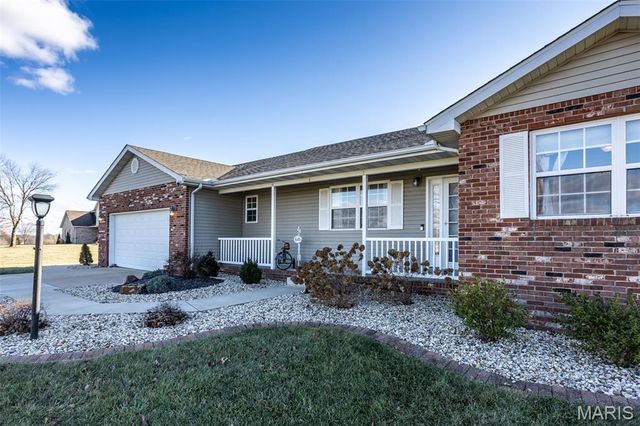 5532 Moro Road, Moro, IL 62067