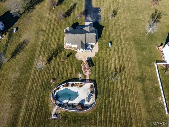 5532 Moro Road, Moro, IL 62067