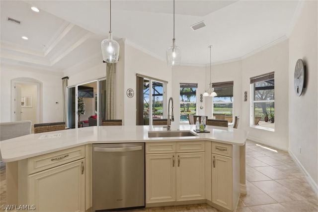 7755 Cottesmore DR, Naples, FL 34113