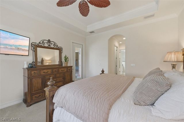 7755 Cottesmore DR, Naples, FL 34113