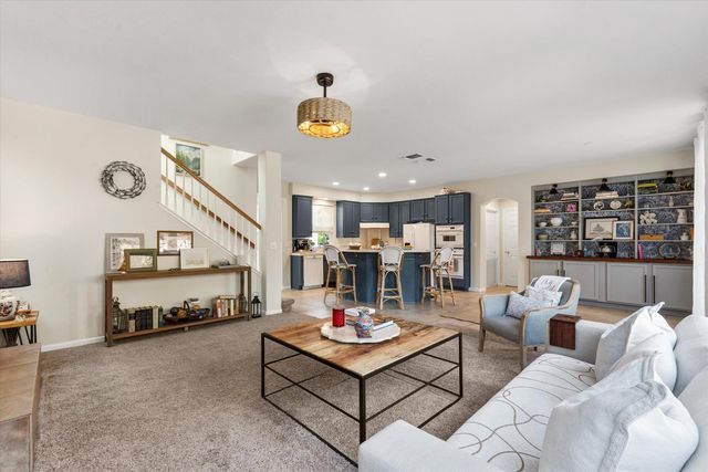 6503 Turnstone Way, Rocklin, CA 95765