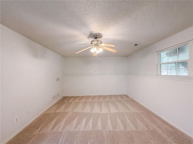 801 Courtland Court, Belton, MO 64012